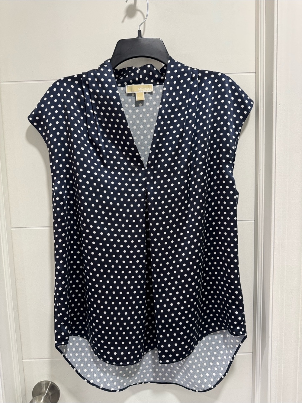 Michael Kors Sleeveless Polka-Dot dress shirt